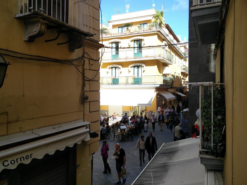Sedil Dominova Apartment Sorrento Eksteriør billede